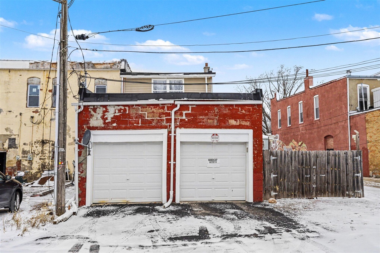130 E Water Street photo 21