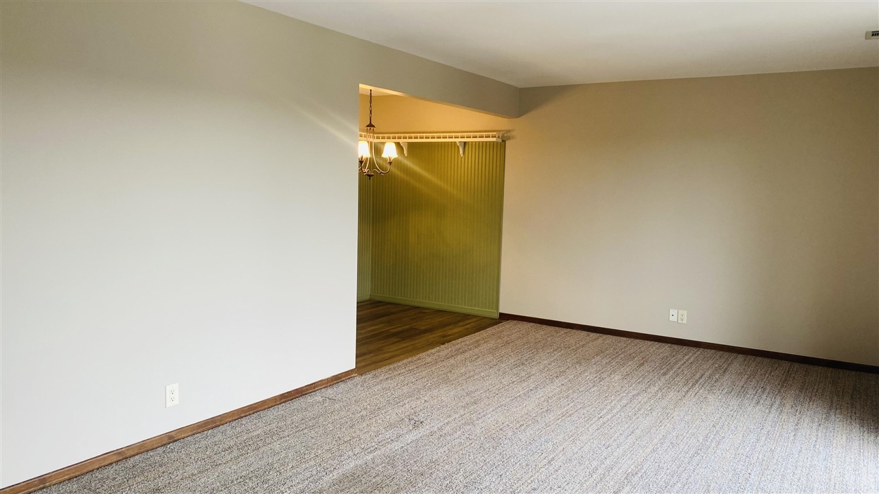 230 S State Street UNIT&nbsp;15, Zeeland, MI, 49464