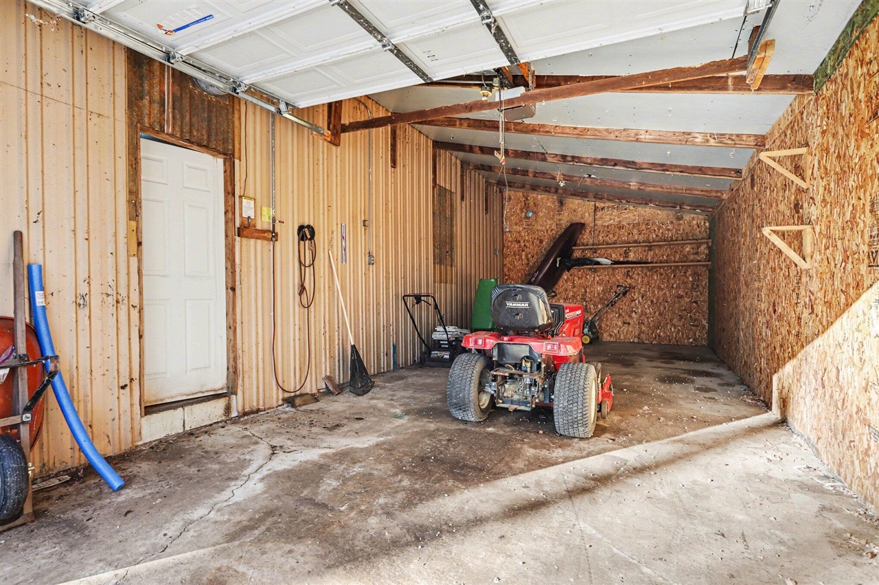 2548 M-66, Athens, MI, 49011