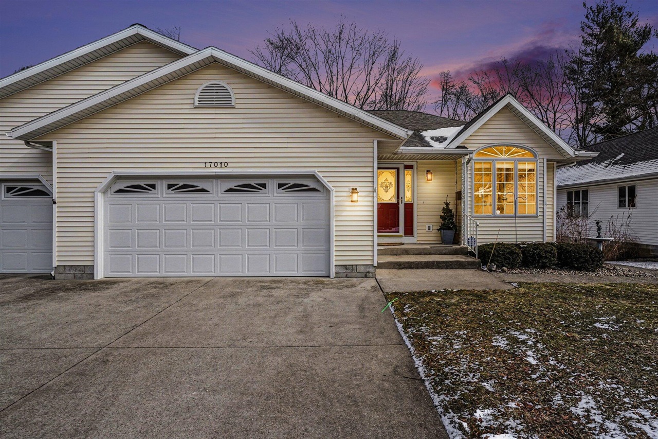 17010 Grandview Drive UNIT&nbsp;19, Spring Lake, MI, 49456-9181