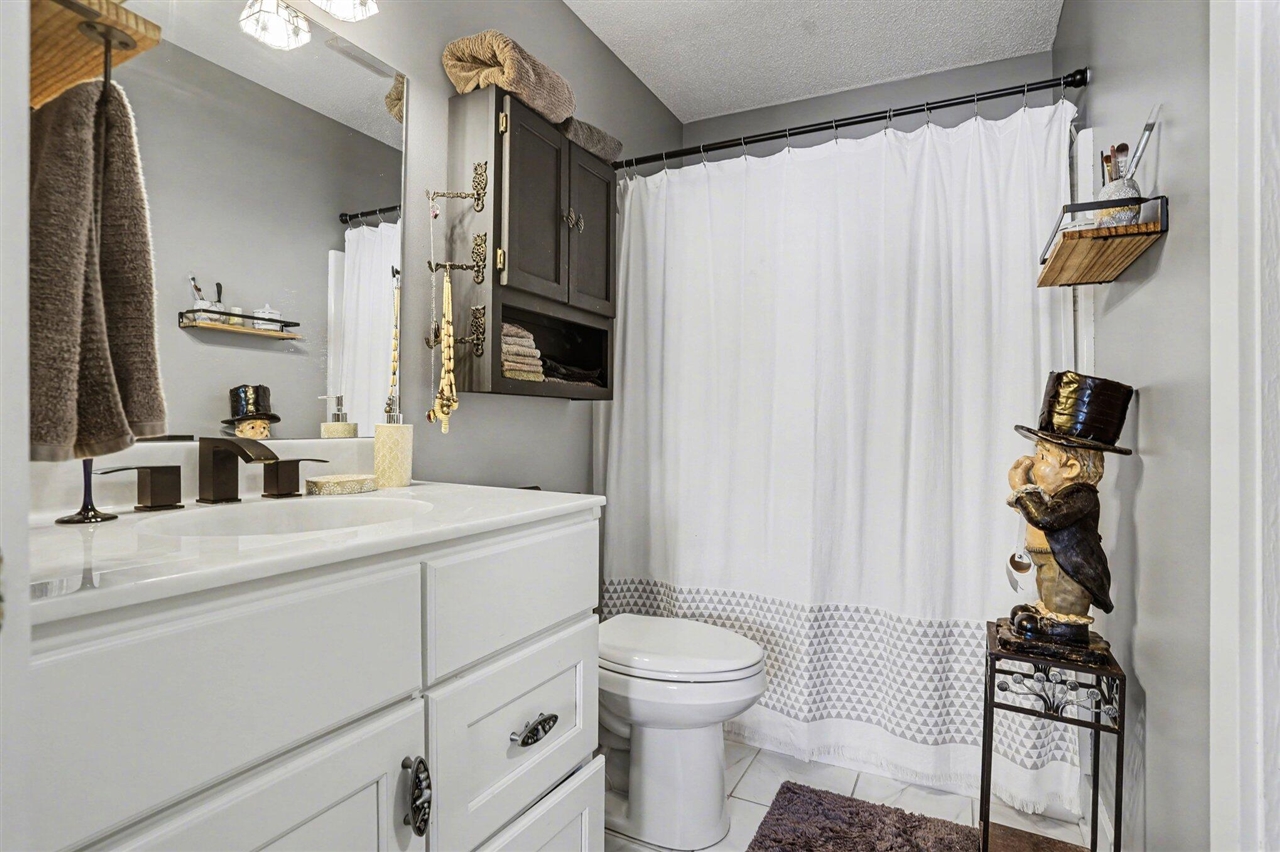 17010 Grandview Drive UNIT&nbsp;19, Spring Lake, MI, 49456-9181