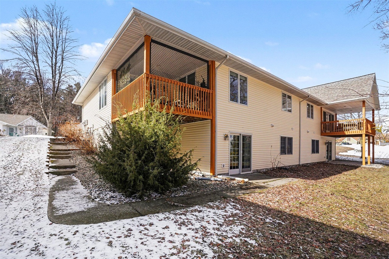 17010 Grandview Drive UNIT&nbsp;19, Spring Lake, MI, 49456-9181