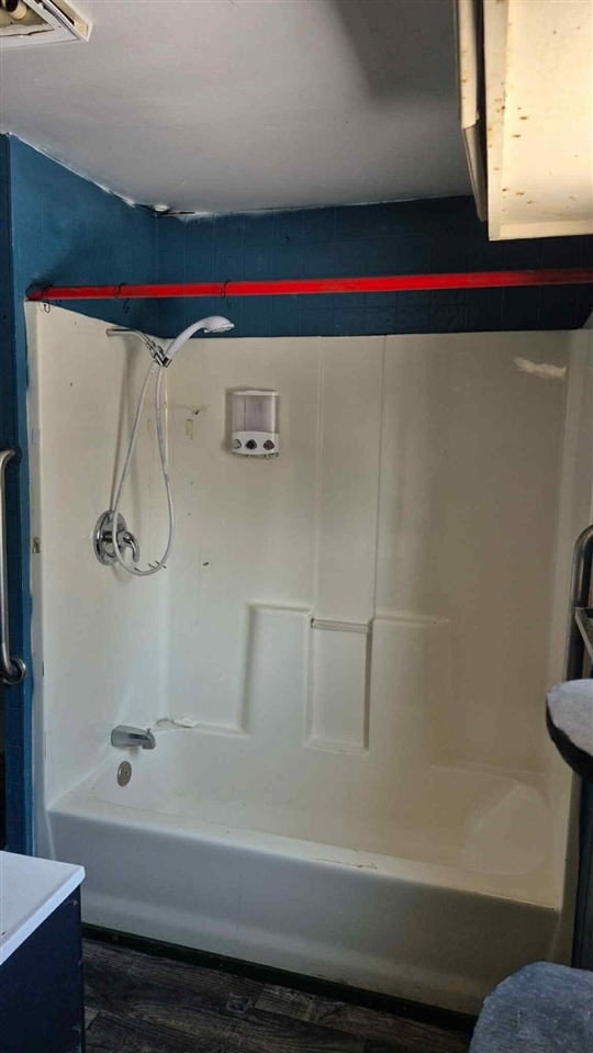 Homes for sale in Battle Creek, MI | 64 W Goguac St, Battle Creek, MI 49015 | MLS# 70516419