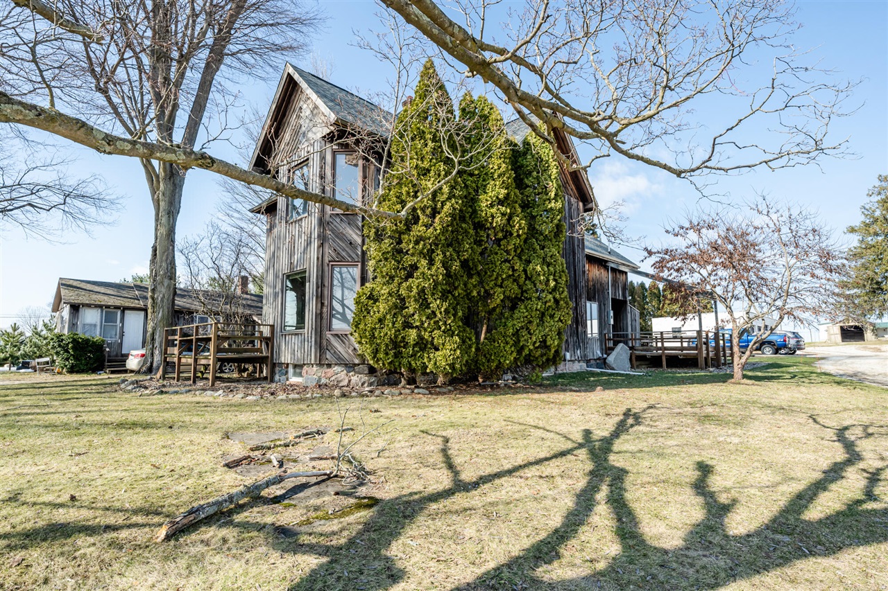 Homes for sale in Berrien Springs, MI | 2993 E Lemon Creek Rd, Berrien Springs, MI 49103 | MLS# 70516424