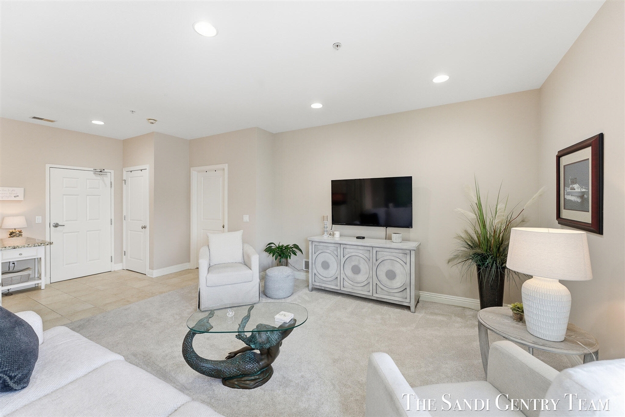 917 W Savidge Street UNIT&nbsp;1, Spring Lake, MI, 49456-2625