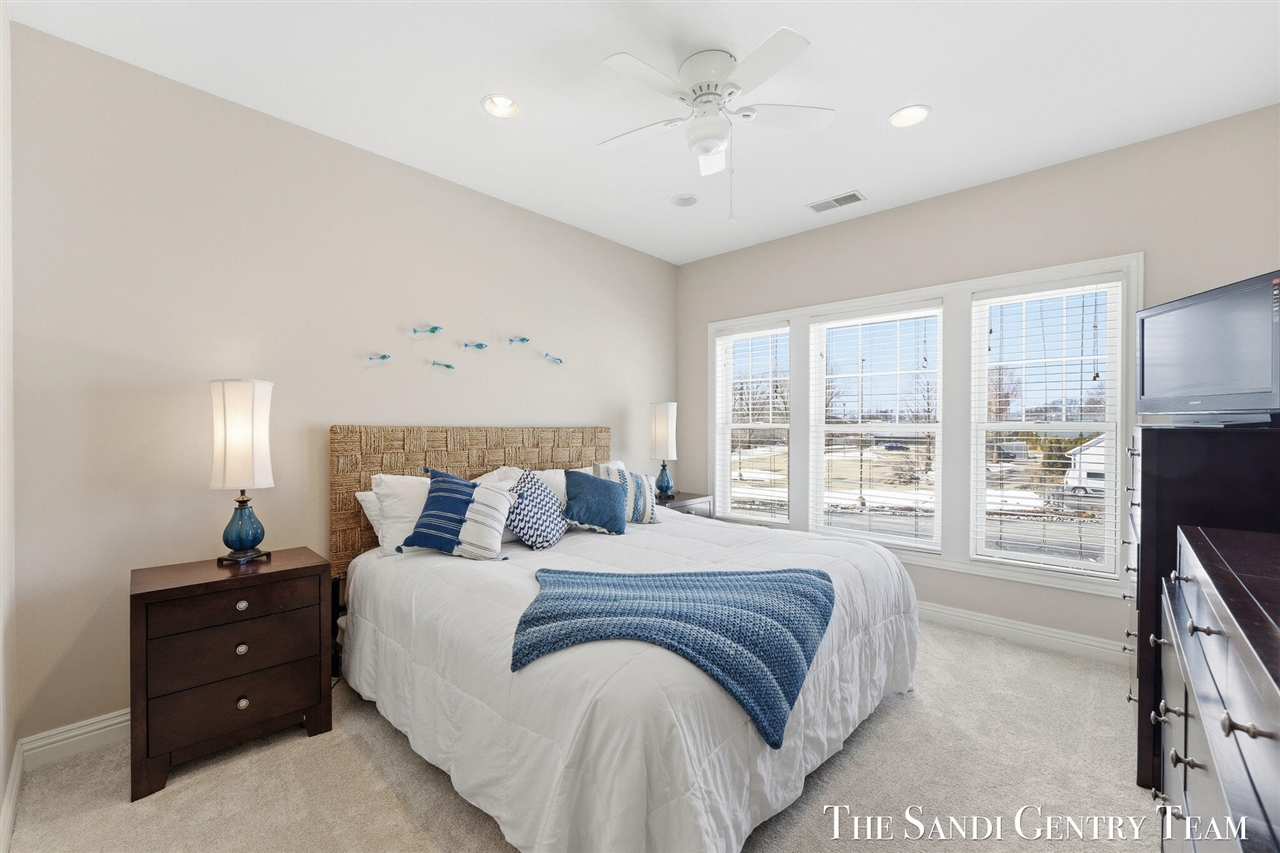 917 W Savidge Street UNIT&nbsp;1, Spring Lake, MI, 49456-2625