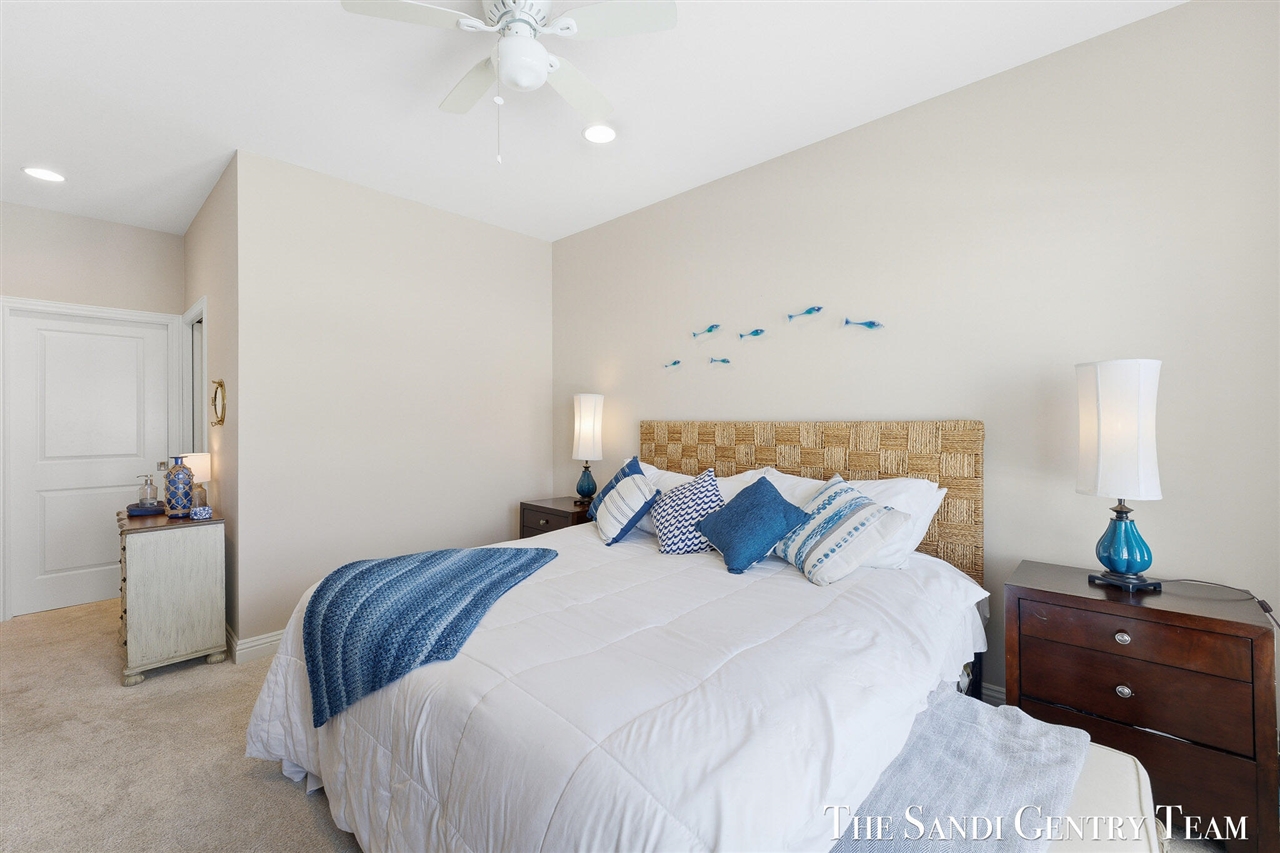 917 W Savidge Street UNIT&nbsp;1, Spring Lake, MI, 49456-2625