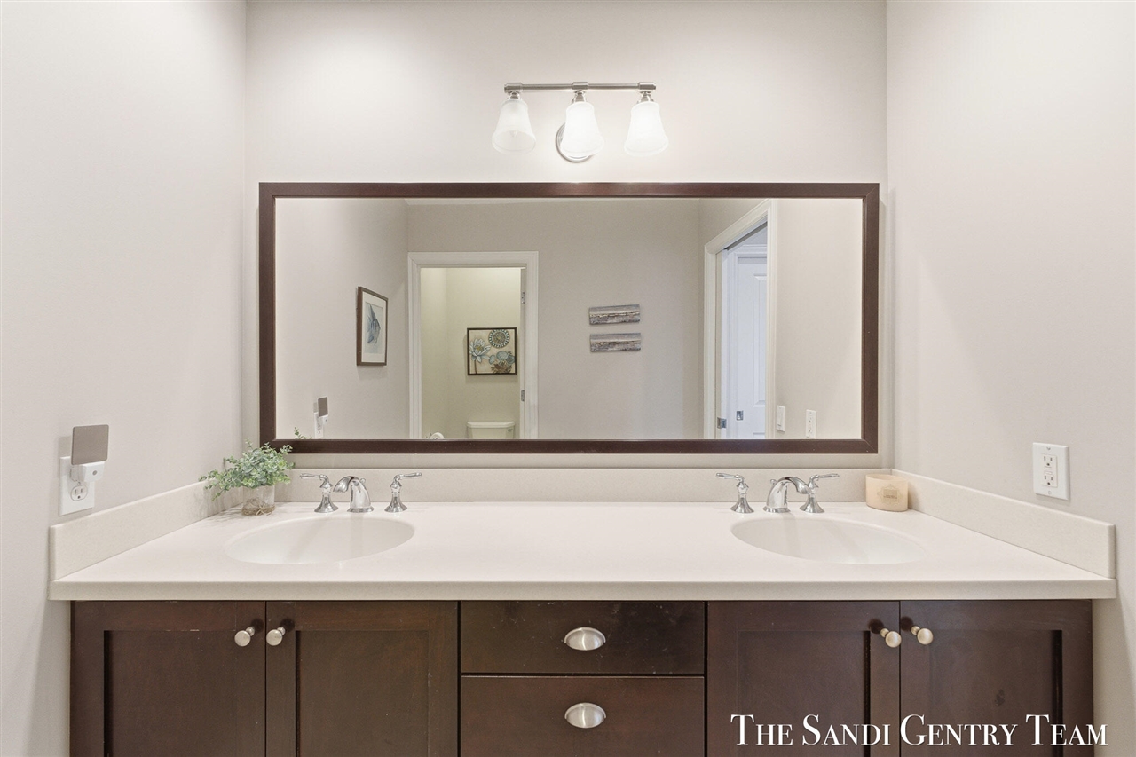 917 W Savidge Street UNIT&nbsp;1, Spring Lake, MI, 49456-2625