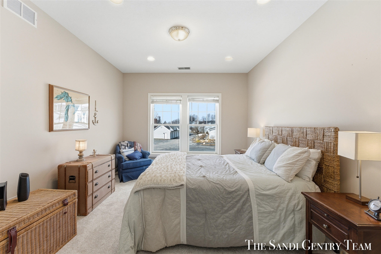 917 W Savidge Street UNIT&nbsp;1, Spring Lake, MI, 49456-2625