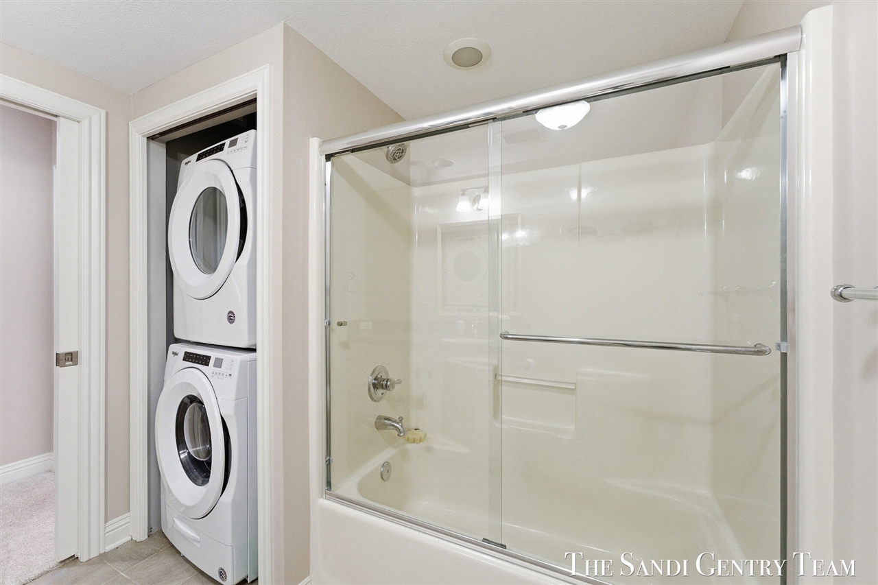 917 W Savidge Street UNIT&nbsp;1, Spring Lake, MI, 49456-2625