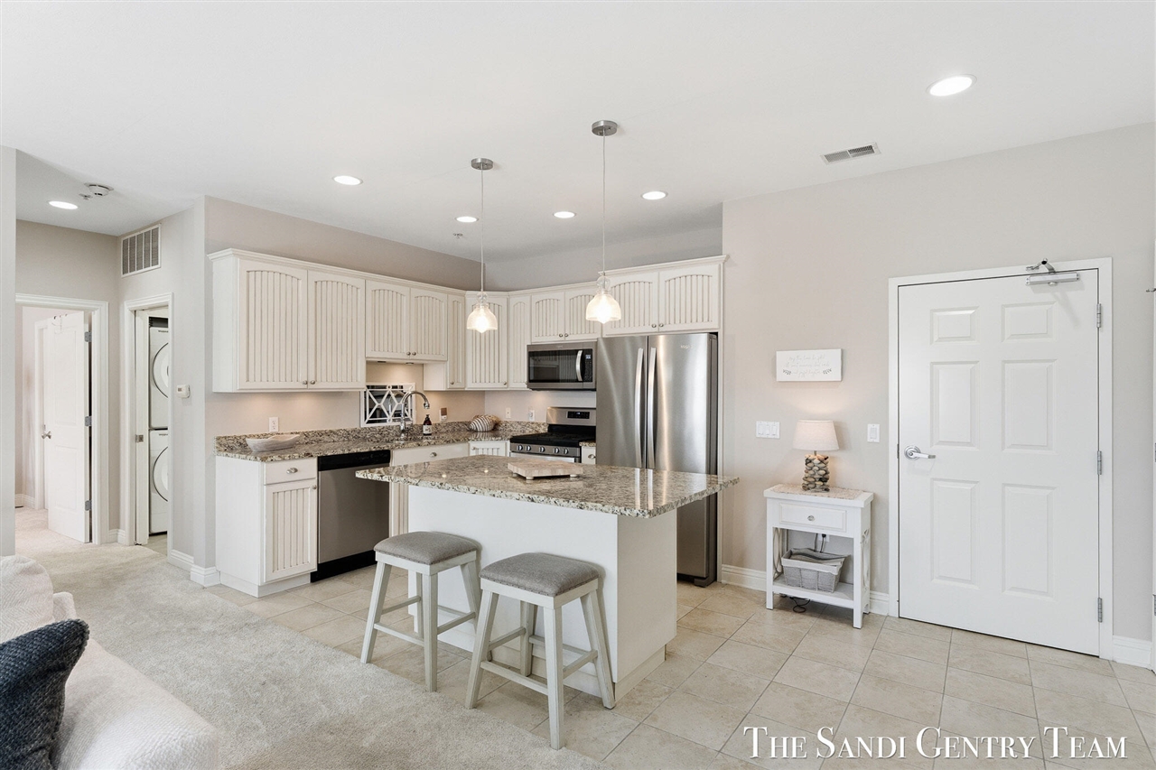 917 W Savidge Street UNIT&nbsp;1, Spring Lake, MI, 49456-2625