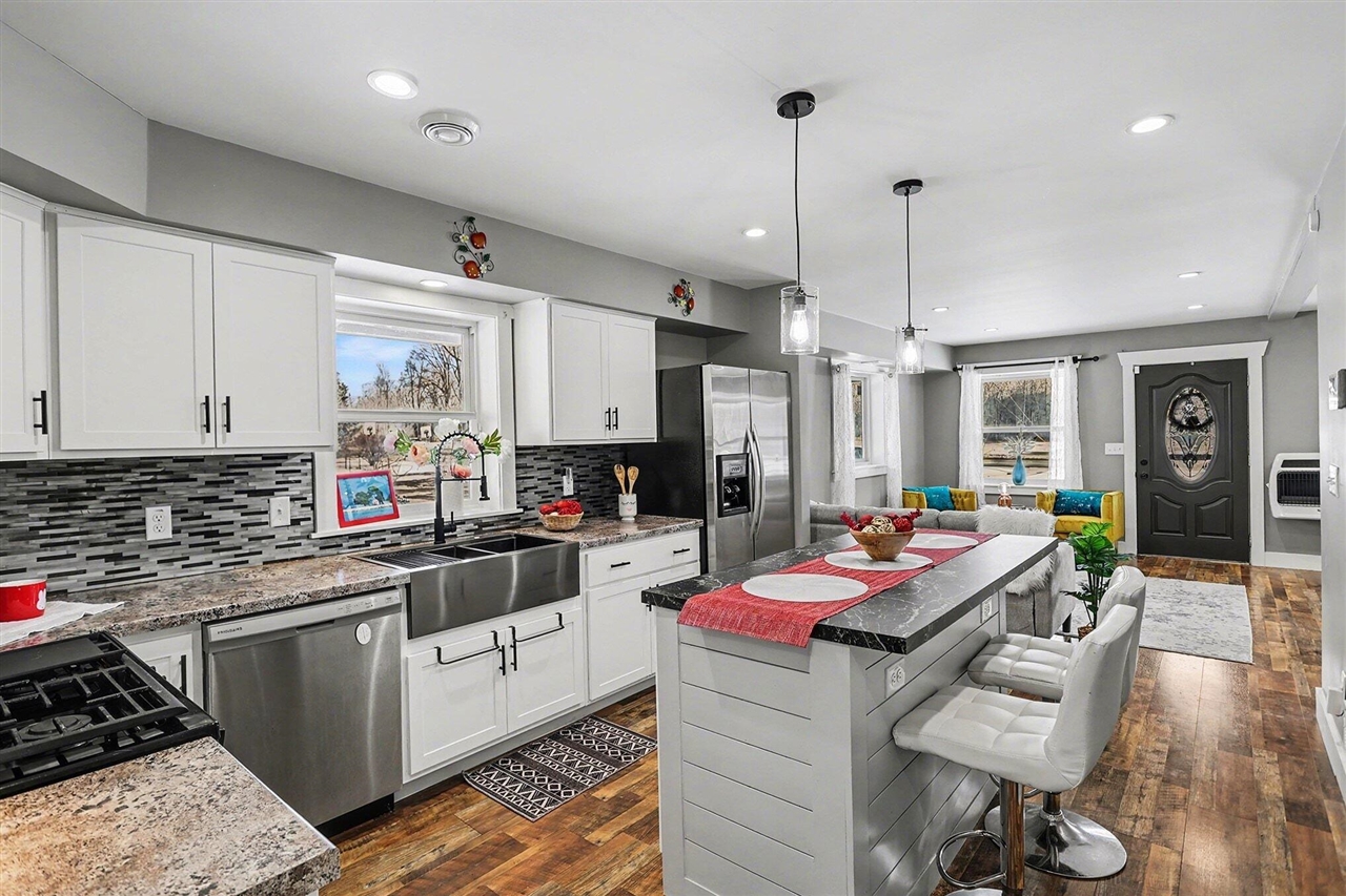 22415 Bedford Road, Battle Creek, MI, 49017-8841