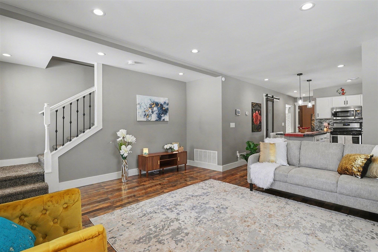 22415 Bedford Road, Battle Creek, MI, 49017-8841