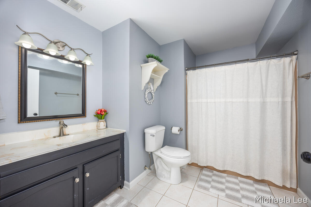 125 Wa Wee Nork Drive UNIT&nbsp;305 1 C, Battle Creek, MI, 49014-3392