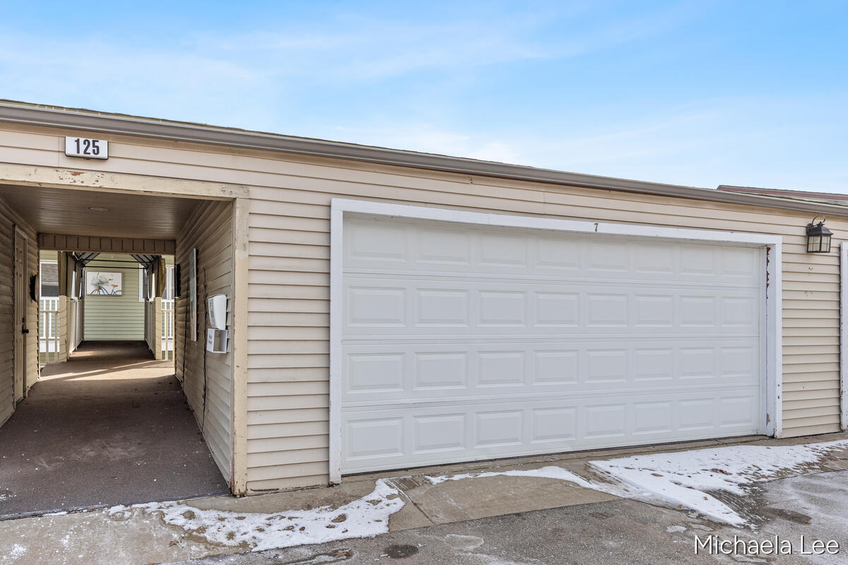 125 Wa Wee Nork Drive UNIT&nbsp;305 1 C, Battle Creek, MI, 49014-3392