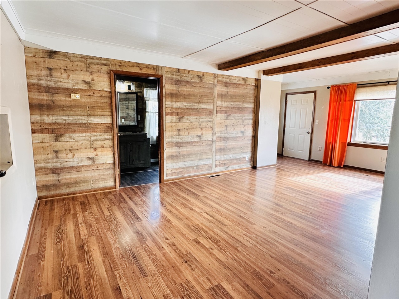 Clinton, MI, 49236-9528