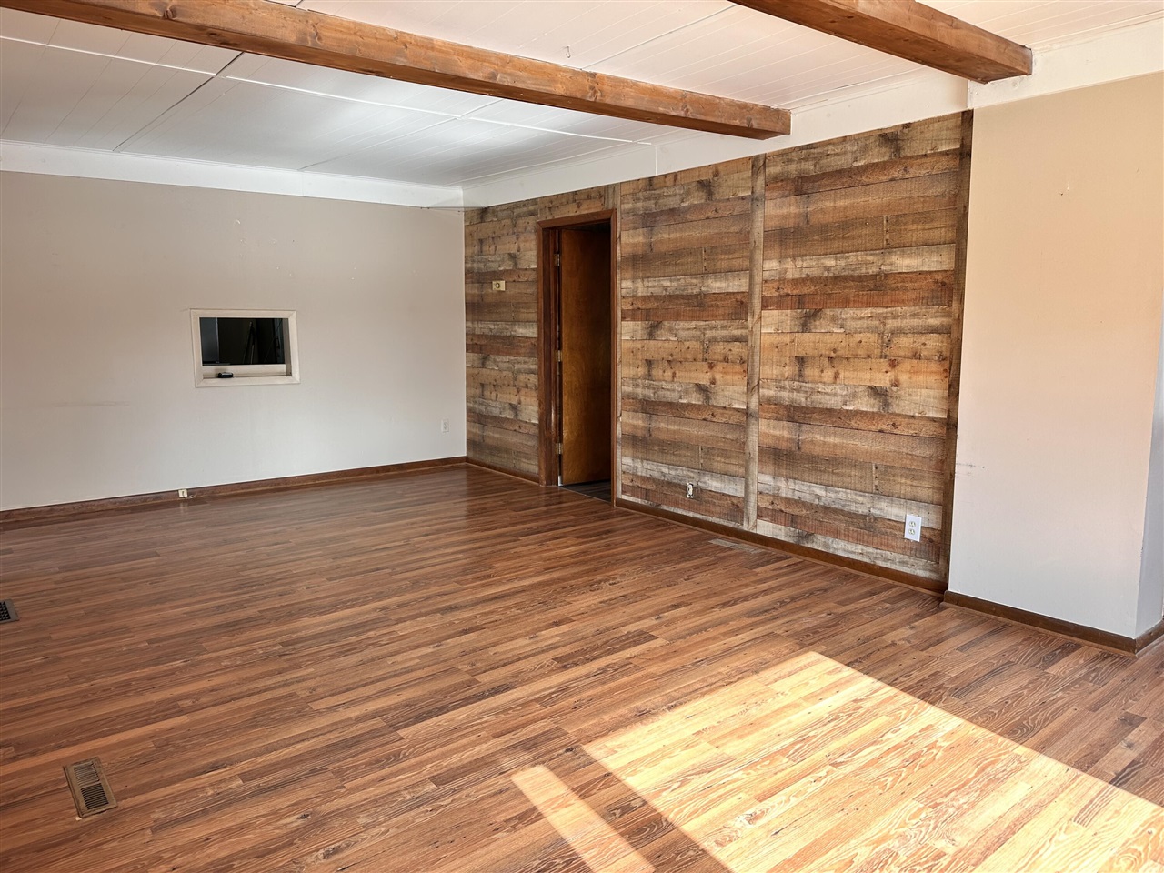 Clinton, MI, 49236-9528