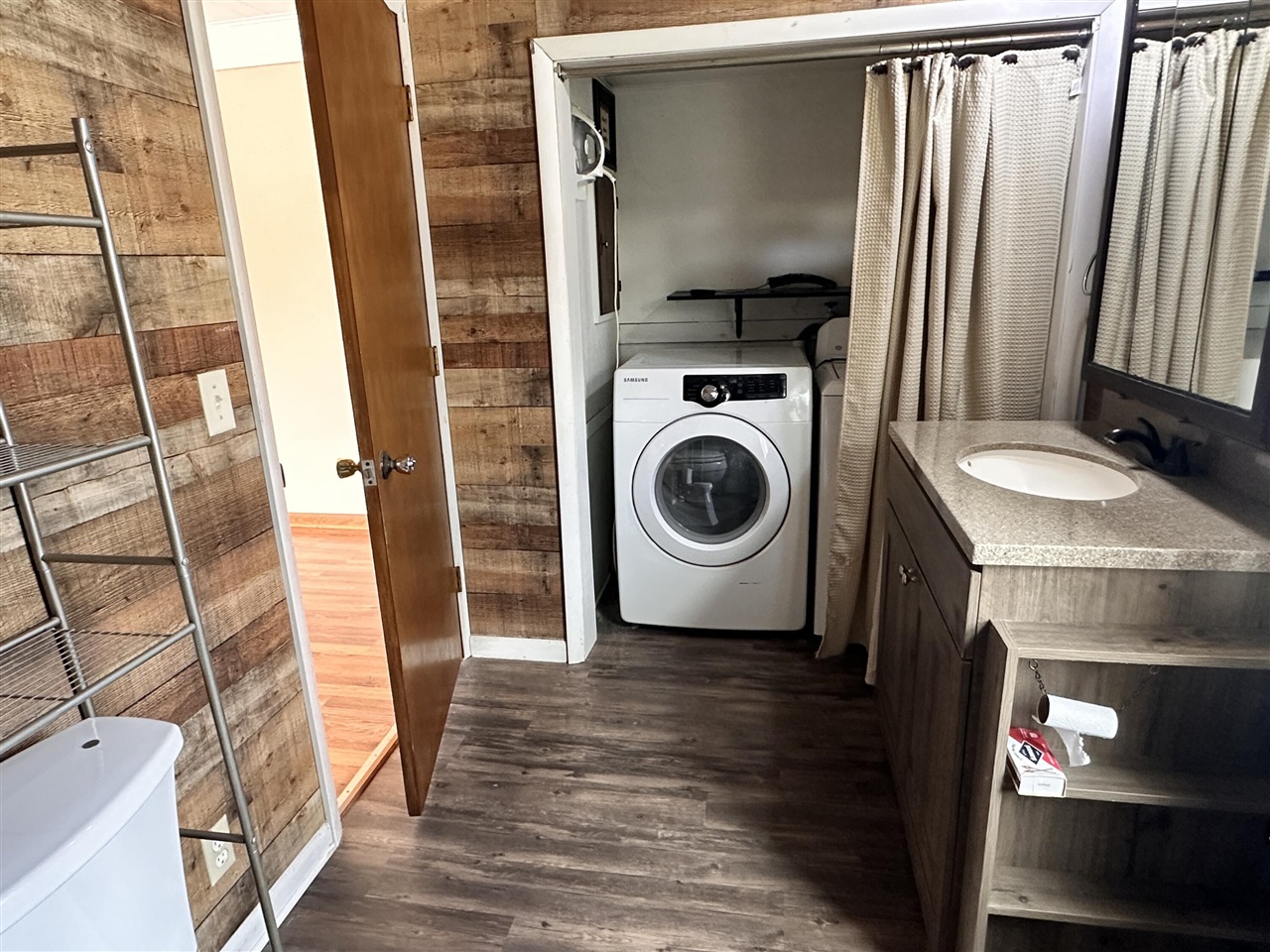 Clinton, MI, 49236-9528