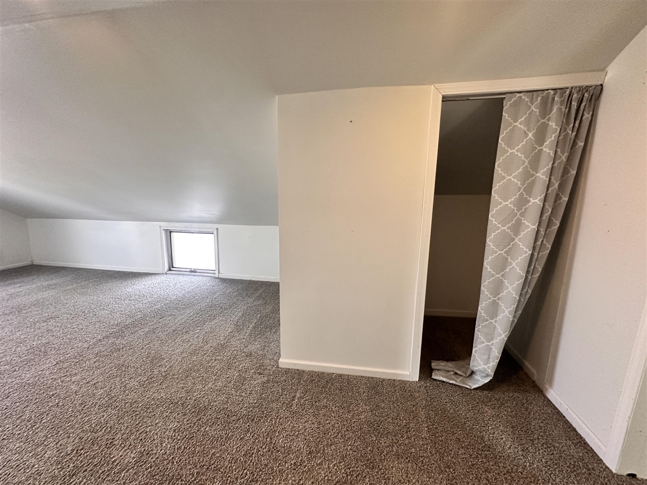 Clinton, MI, 49236-9528