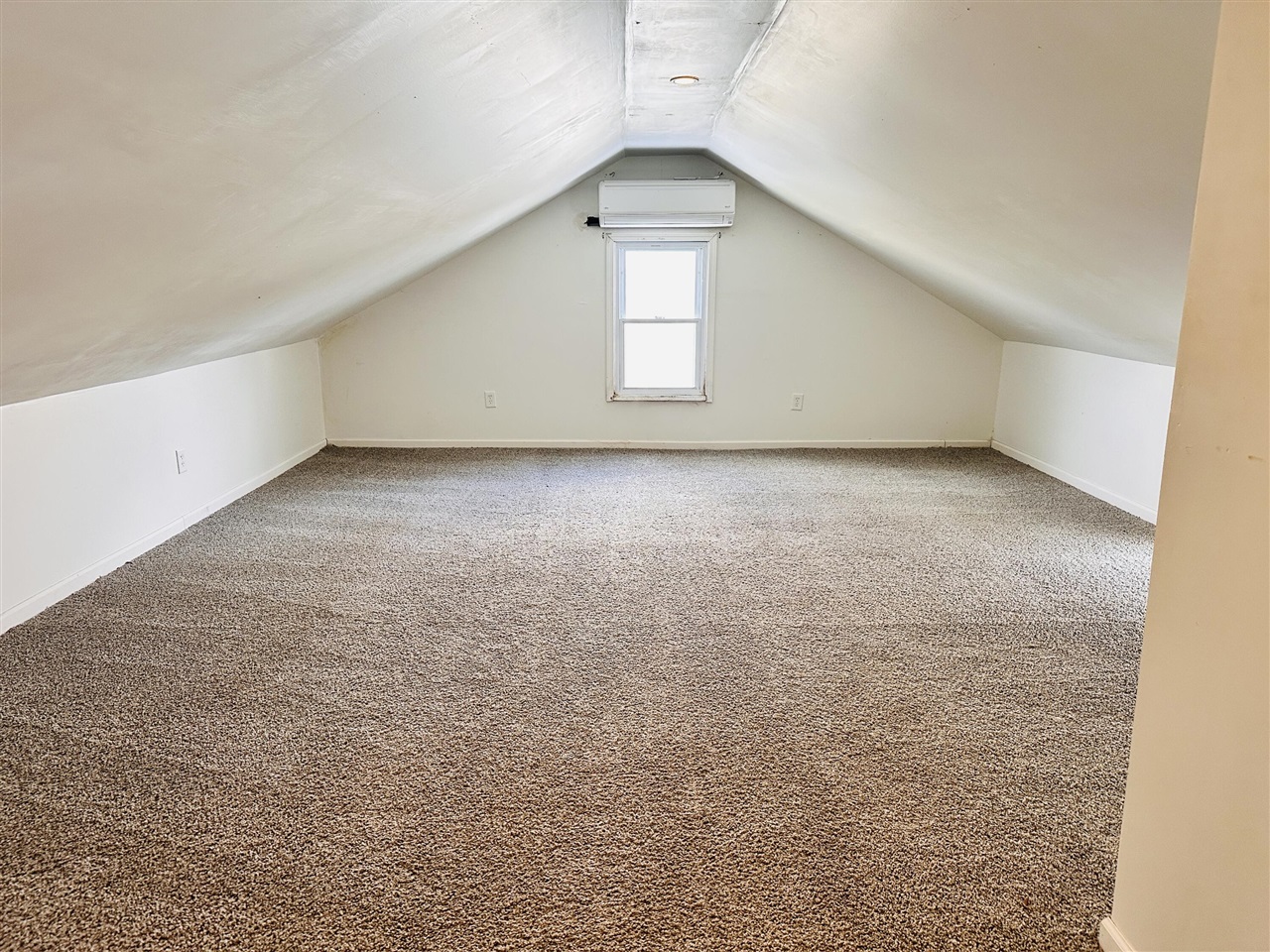 Clinton, MI, 49236-9528