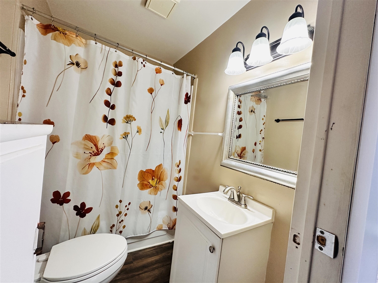 Clinton, MI, 49236-9528