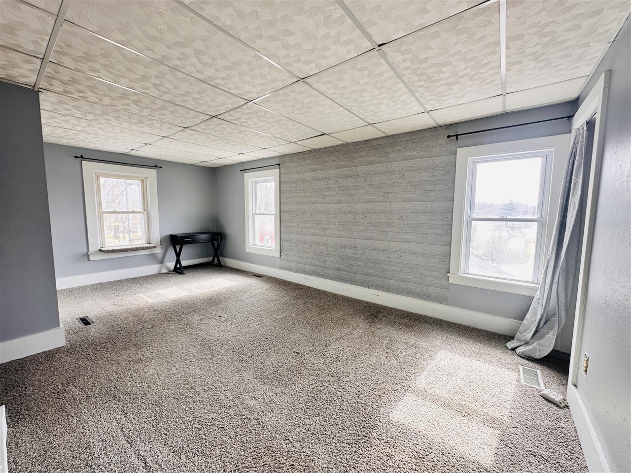 Clinton, MI, 49236-9528