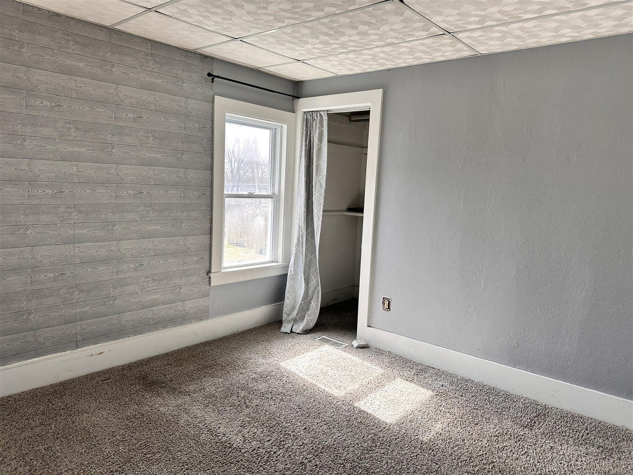 Clinton, MI, 49236-9528