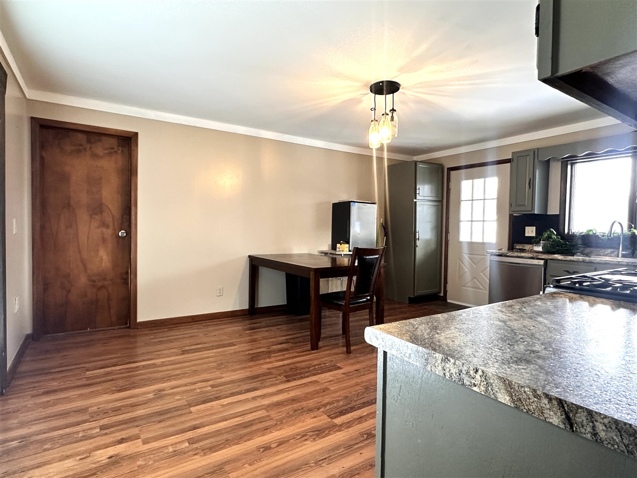 Clinton, MI, 49236-9528