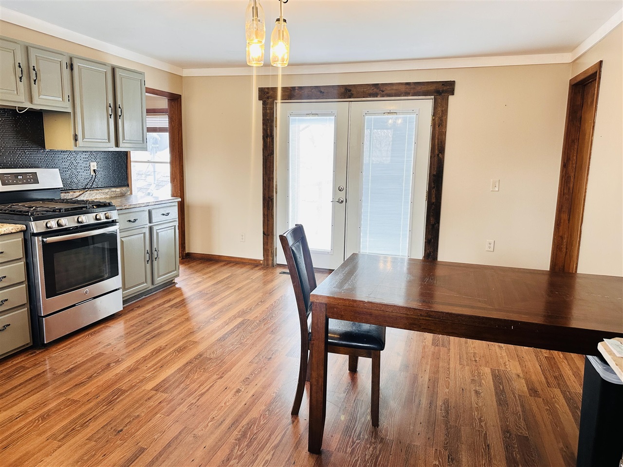 Clinton, MI, 49236-9528