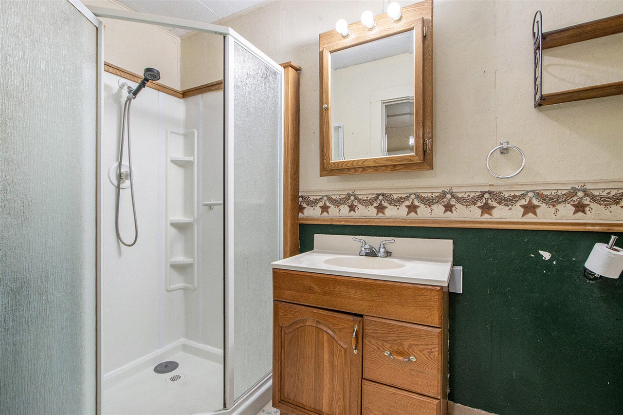 520 E Thorn Street, Hastings, MI, 49058