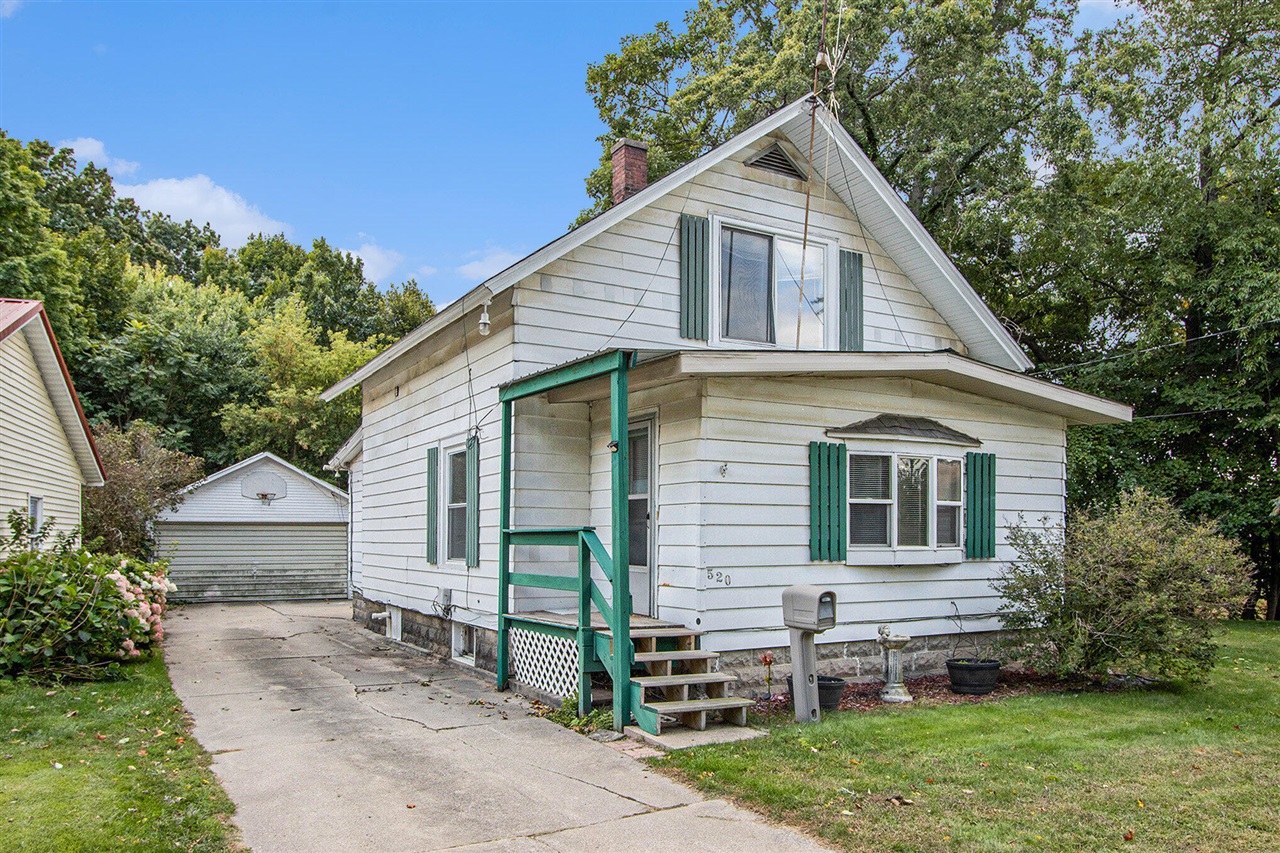 520 E Thorn Street, Hastings, MI, 49058