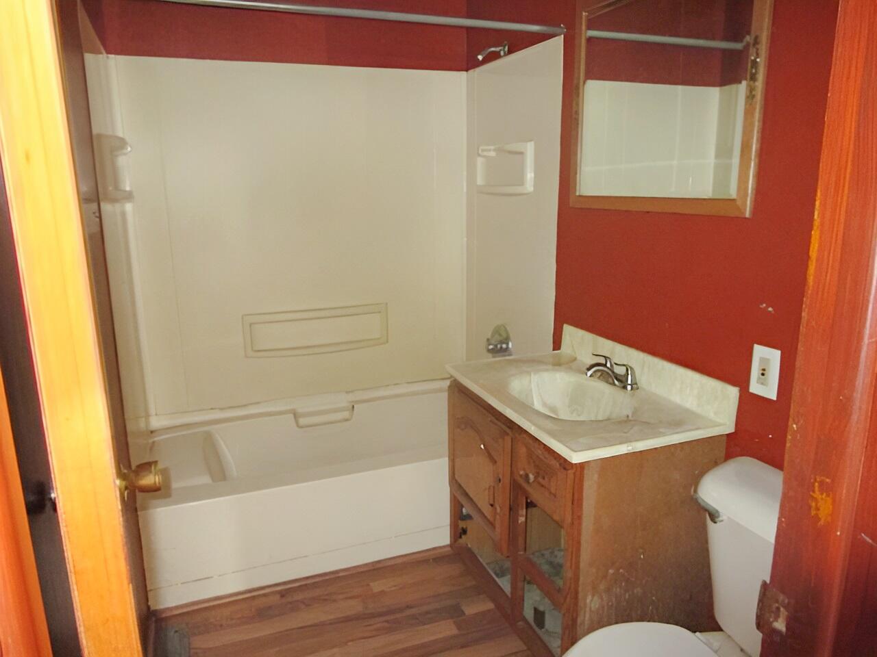 754 Andrus Street, Battle Creek, MI, 49015-2007