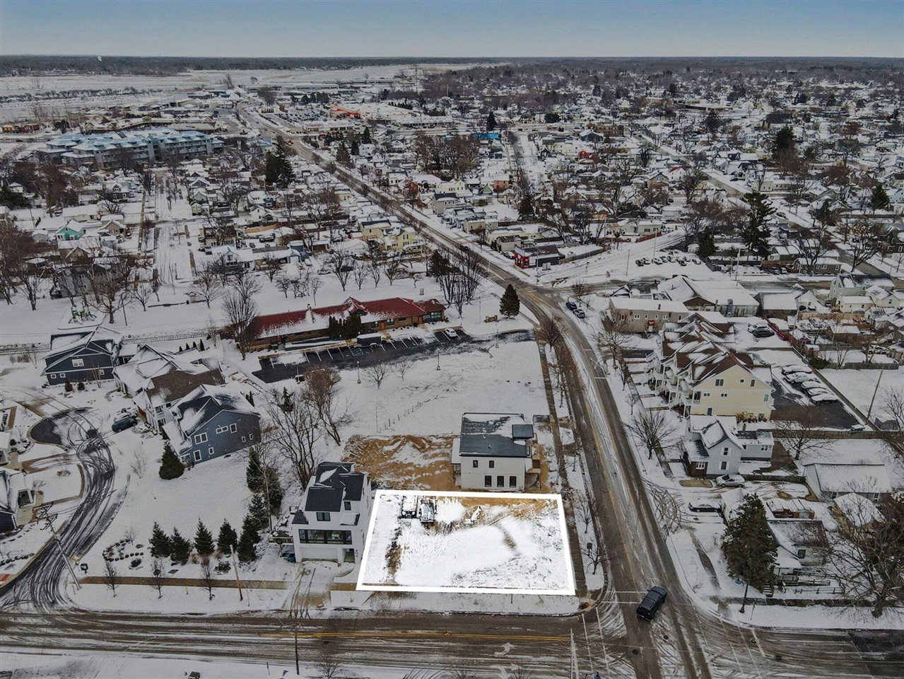 Homes for sale in Grand Haven, MI | 301 Jackson St, Grand Haven, MI 49417 | MLS# 70516536