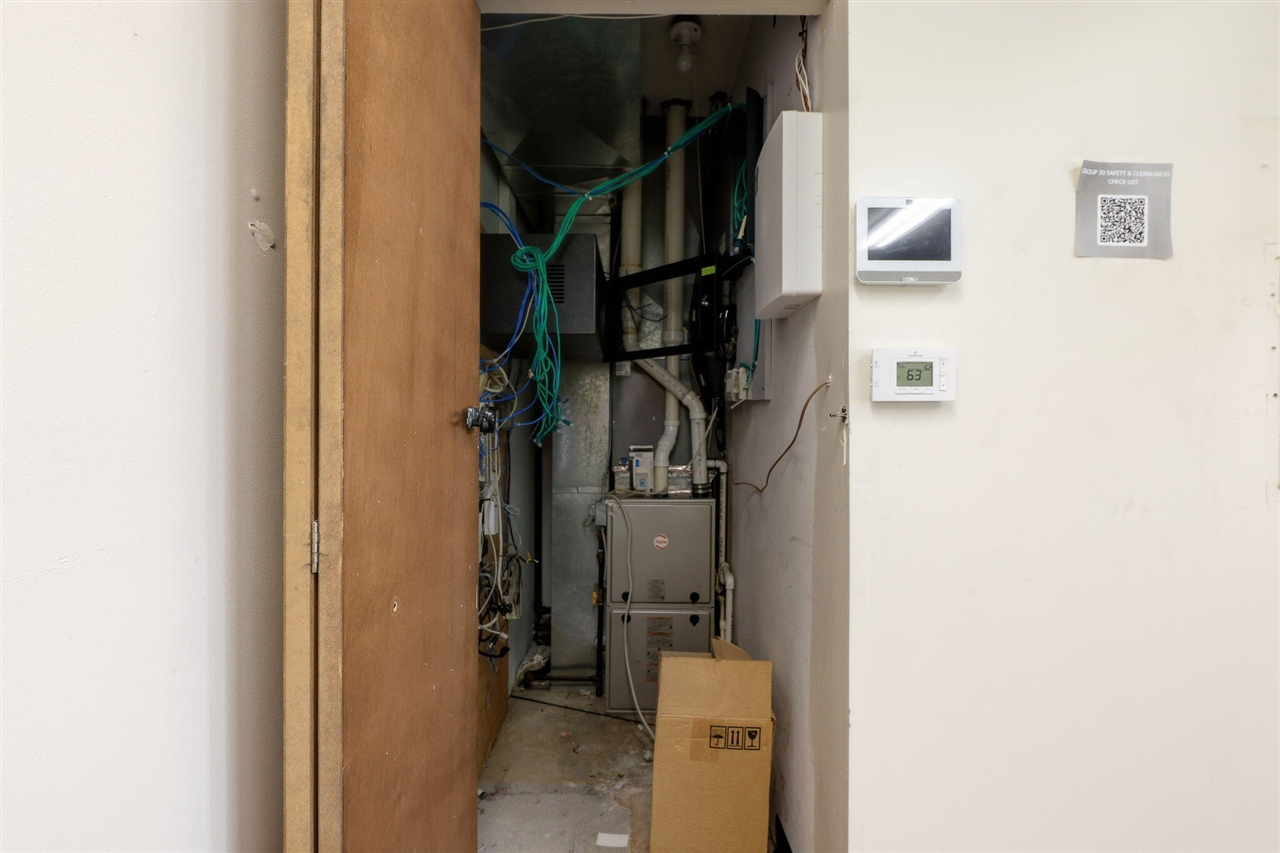 4214 Plainfield Avenue, Grand Rapids, MI, 49525-1647