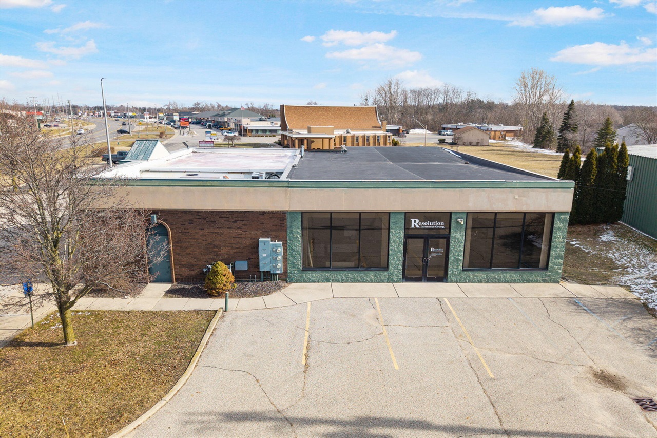 4214 Plainfield Avenue, Grand Rapids, MI, 49525-1647