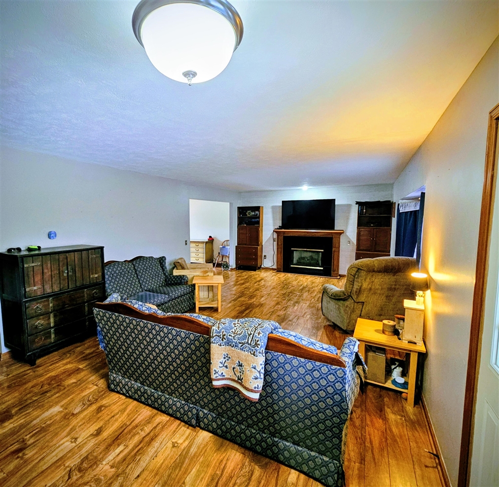 1009 Barton Street, Otsego, MI, 49078-1576