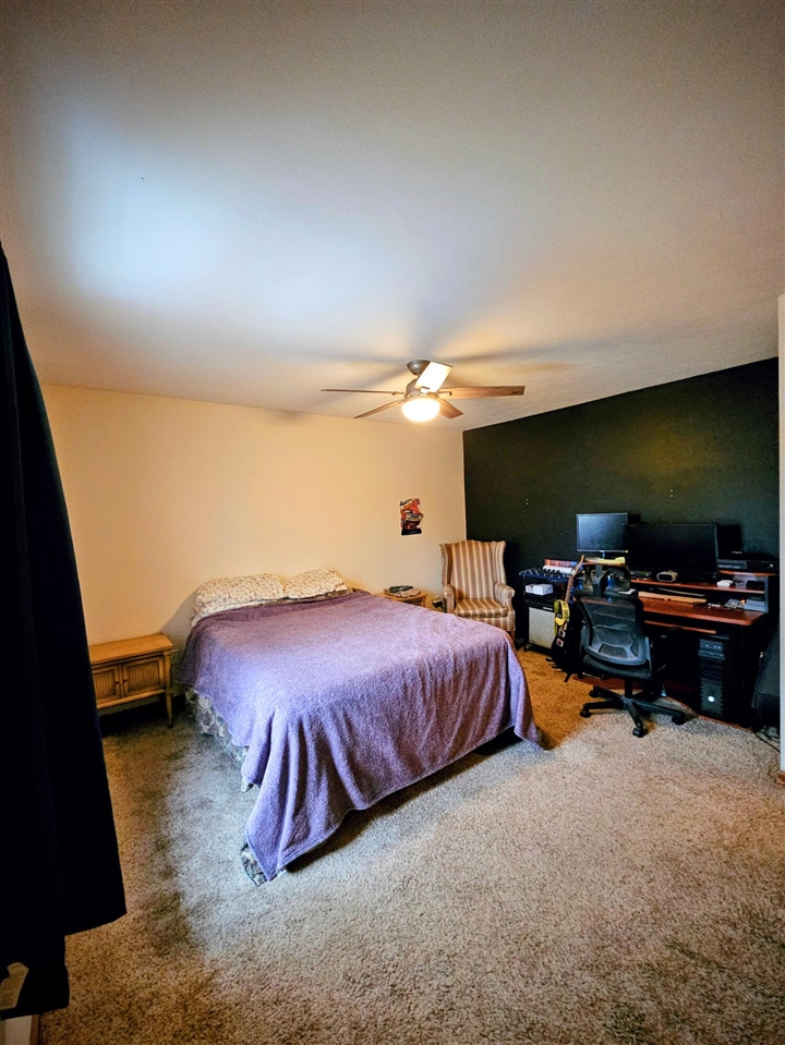 1009 Barton Street, Otsego, MI, 49078-1576