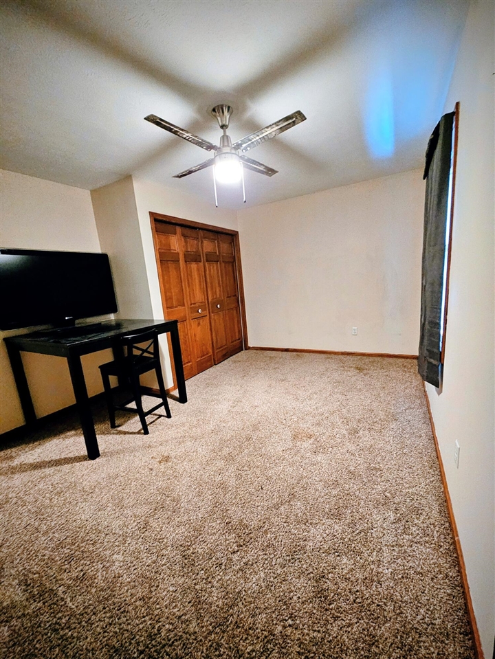 1009 Barton Street, Otsego, MI, 49078-1576