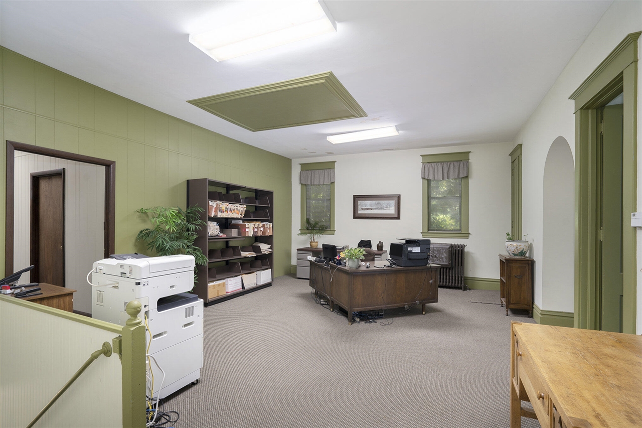 801 Portage Avenue photo 10