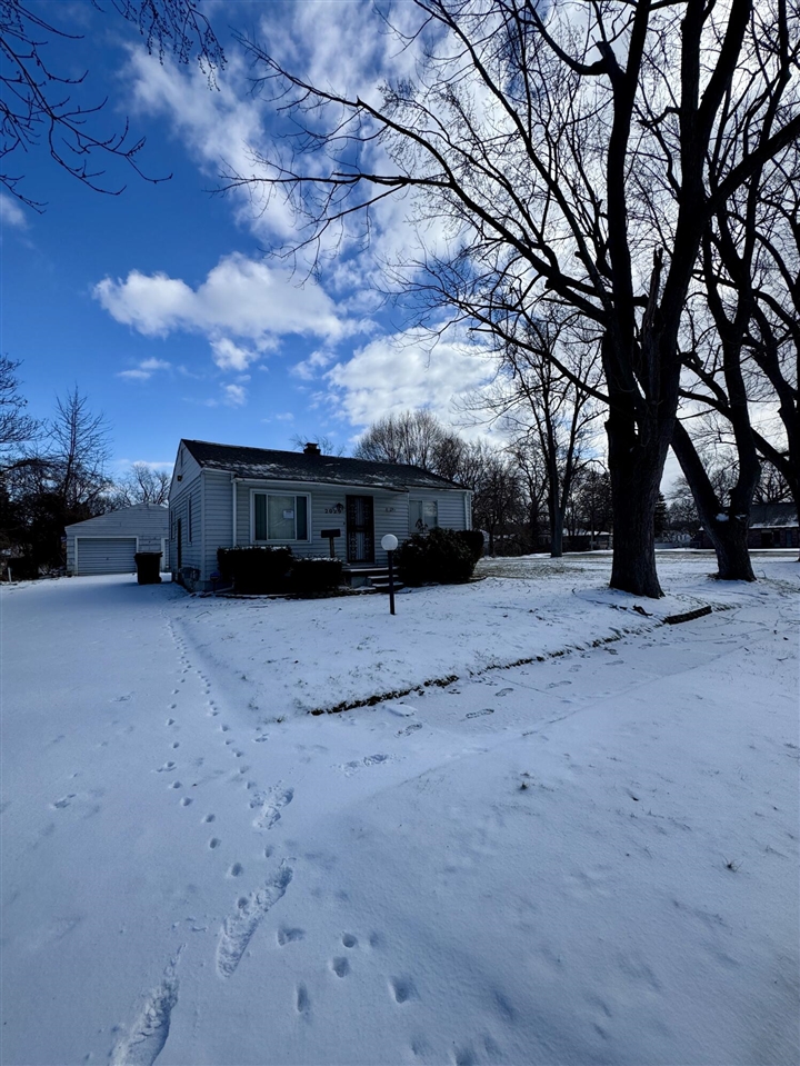 2029 Winans Avenue, Flint, MI, 48503-4204