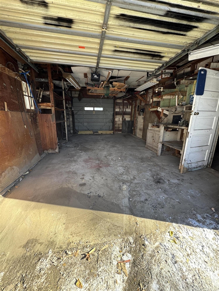 2029 Winans Avenue, Flint, MI, 48503-4204