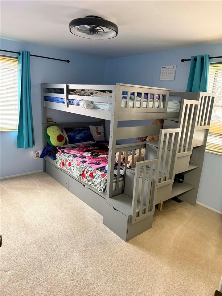 32602 Barclay Square, Warren, MI, 48093-6103