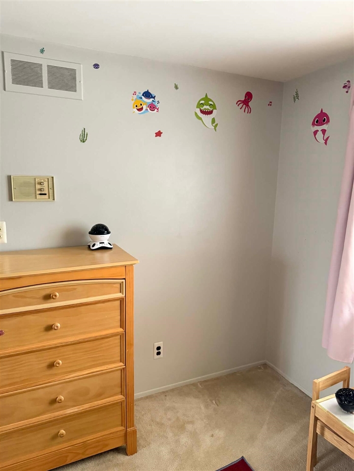 32602 Barclay Square, Warren, MI, 48093-6103