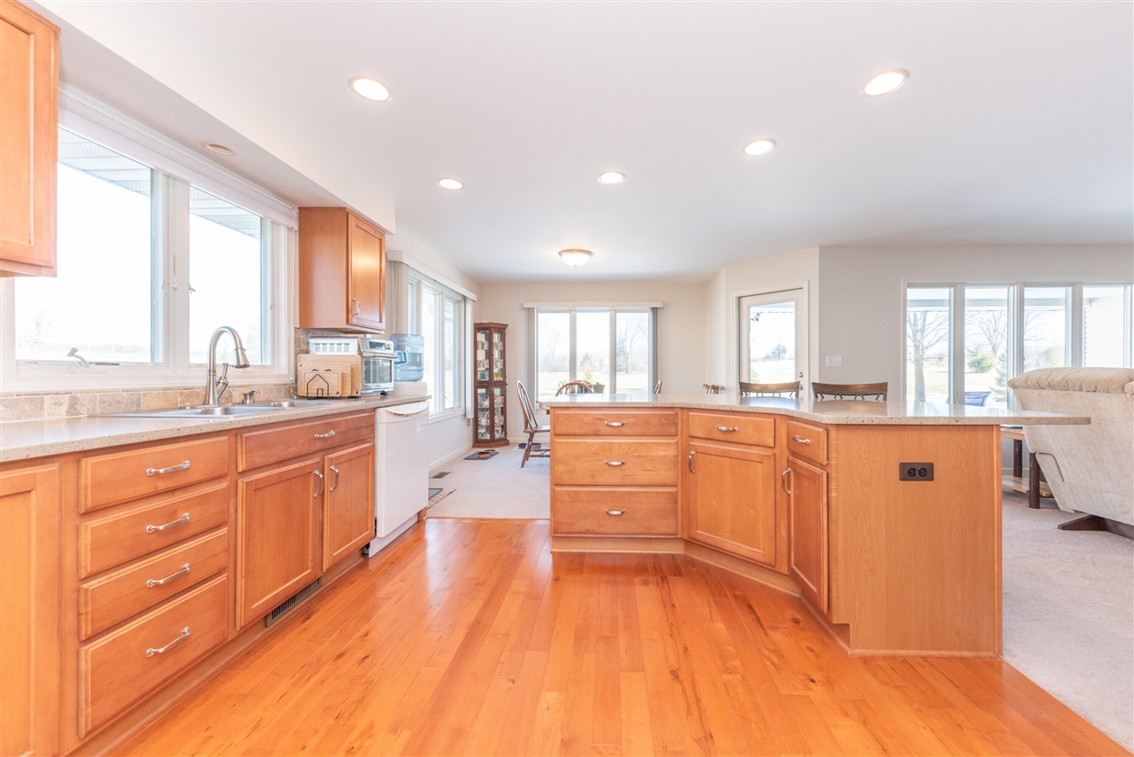 116 Joann Trail, Saline, MI, 48176-1804