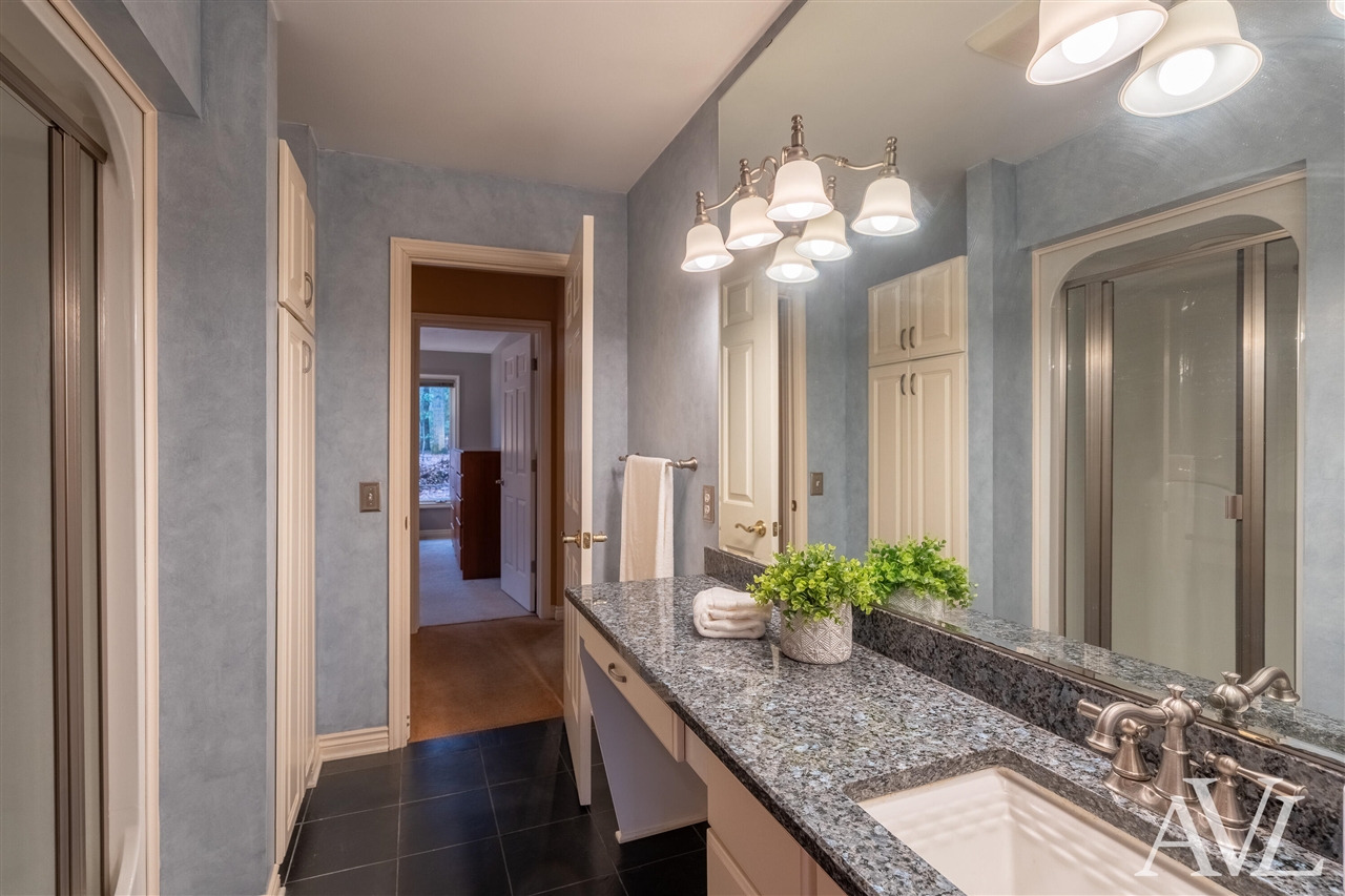 6250 Cannon Highlands Drive, Belmont, MI, 49306-9678