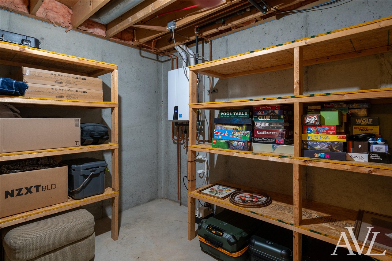 6250 Cannon Highlands Drive, Belmont, MI, 49306-9678