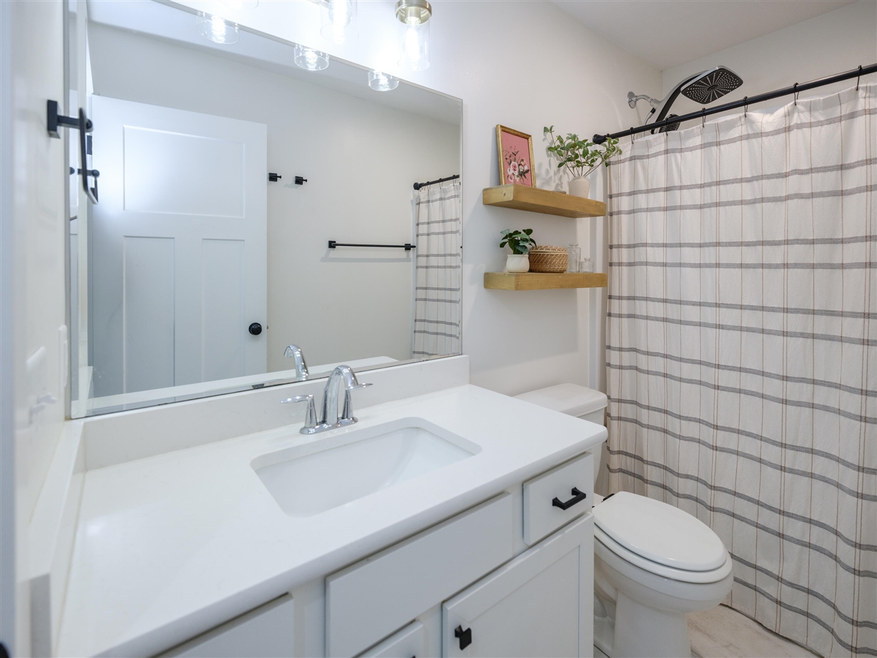 851 Doolittle Court, Kalamazoo, MI, 49009-5889