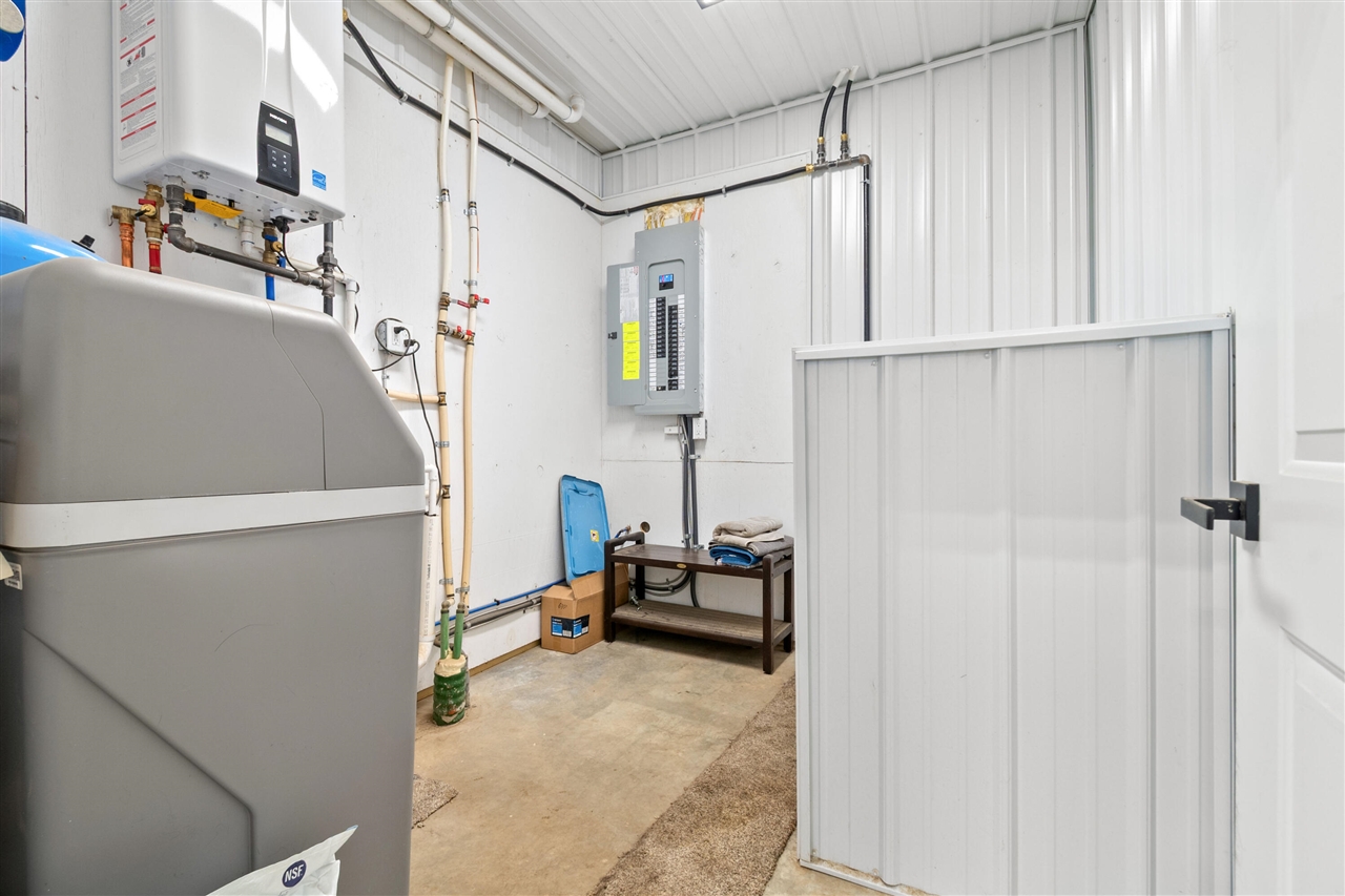 11850 Cook Road, Litchfield, MI, 49252-9514