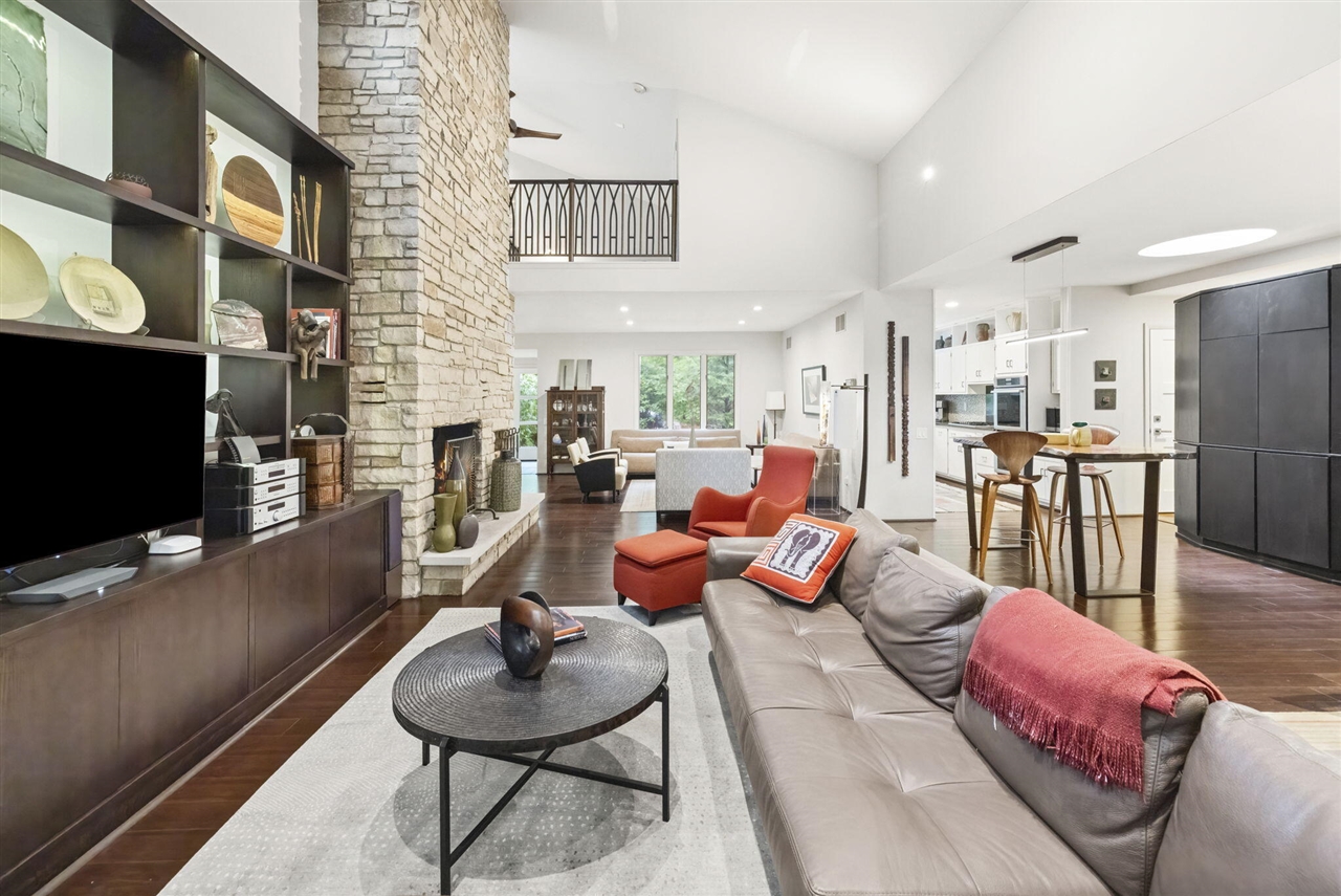 4152 Hillside Trail, New Buffalo, MI, 49117-9183