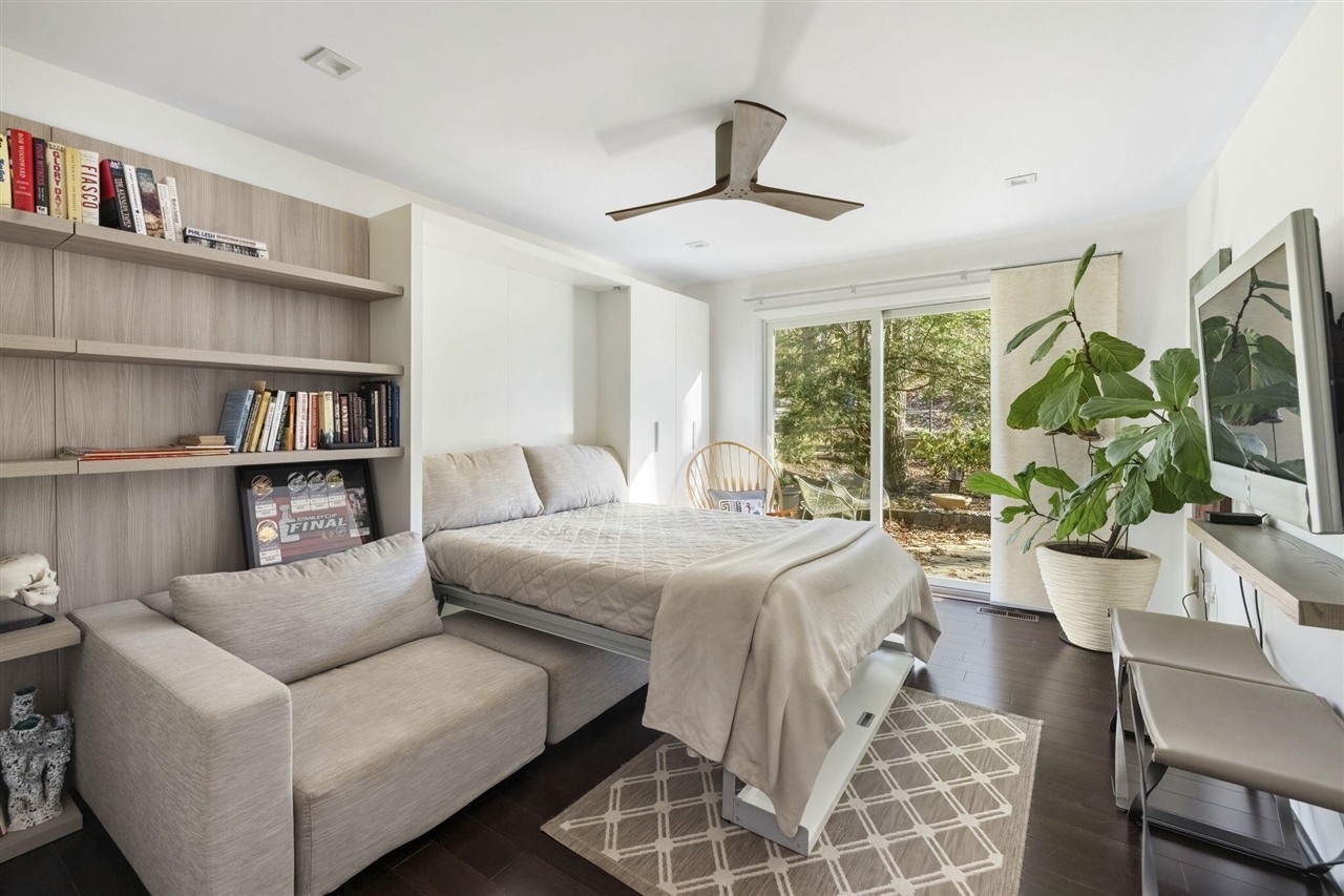 4152 Hillside Trail, New Buffalo, MI, 49117-9183